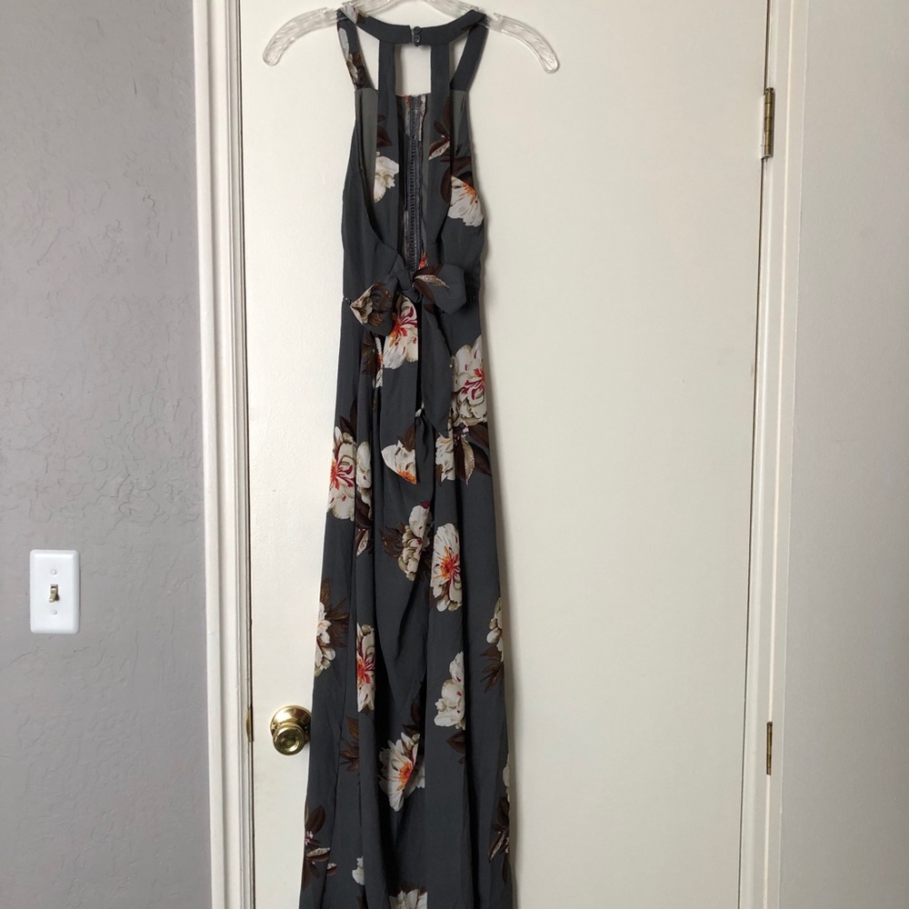 Dress - Picture 2 of 4